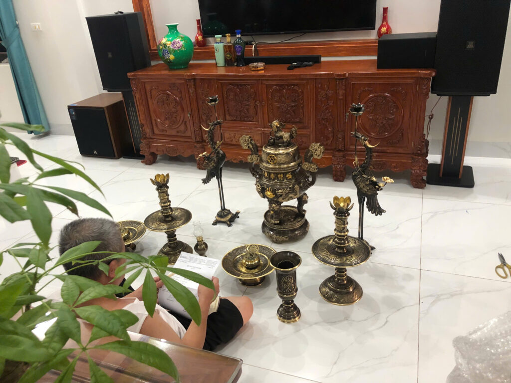 đỉnh đồng tường phát