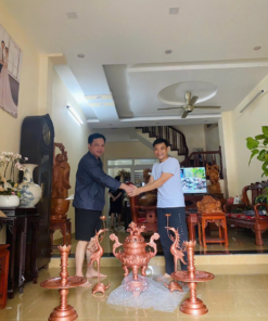 Ảnh bàn giao bộ ngũ sự đồng đỏ nguyên bản cho khách hàng