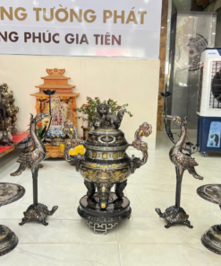 Bộ ngũ sự đồng đỏ khảm ngũ sắc tại cửa hàng Tường Phát