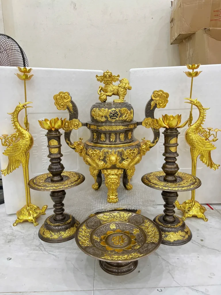 Bộ Đỉnh Đồng Ngũ Sự Tứ Linh Dát Vàng Điểm